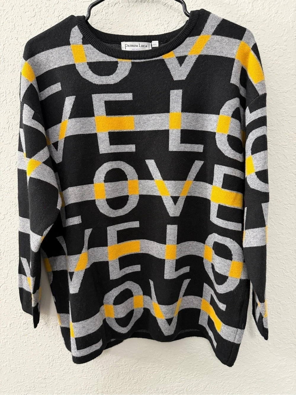 Patrizia Luca Geometric Crew Neck Sweater in Black, Gray, & Yellow “LOVE” Size M